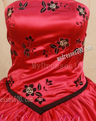 Most Popular Embroidery Red Satin Quinceanera Dresses Big Bowknot